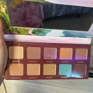 Wanderless Escape Eye Shadow Palette